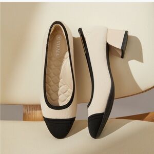 Vivaia almond toe chunky heel